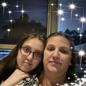 Meet your Posher, Mel